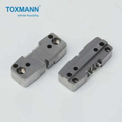 Antiwear стальной допуск 0.01mm высокой точности частей CNC NAK80 подвергая механической обработке
